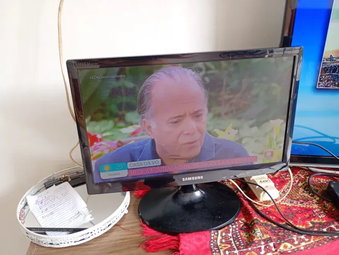 Tv monitor Samsung 19