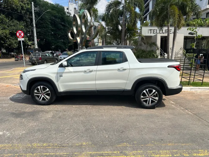 Toro 2.0 Freedom AT9 Turbo 4x4 2018/2019 Branca Diesel R$ 95.900,00