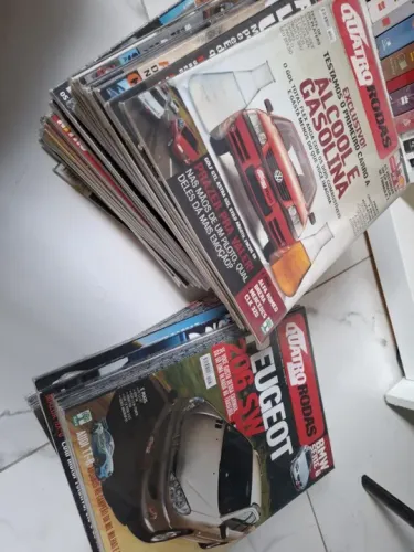 Coleção de revistas 4 rodas