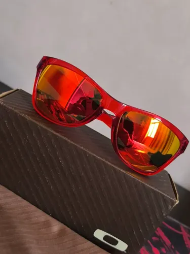 Oakley Júpiter Crystal Red 