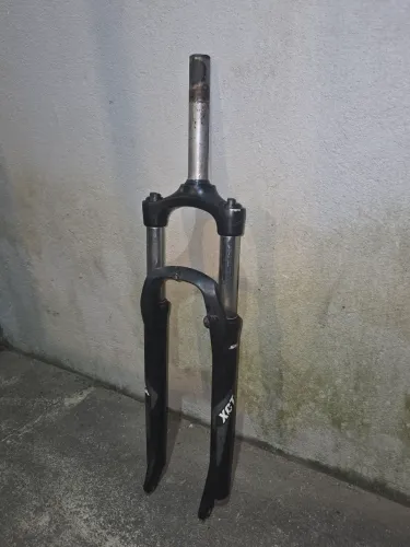 Suspensão Sr Santour 29 100mm de curso em bom estado faço entrega