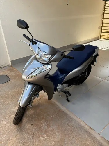 Honda Biz 125 completa