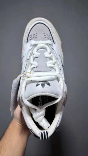 Tênis adidas ADI2000- ORIGINAL-NOVO
