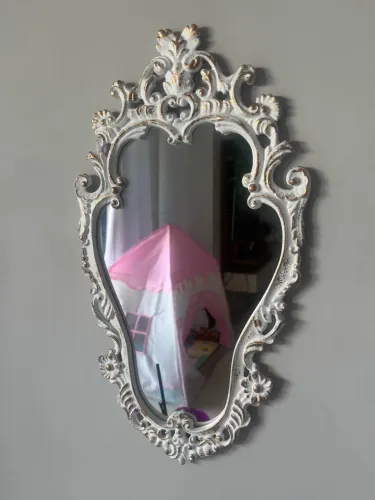 Espelho Provençal Grande 85x60 cm - Branco com Dourado