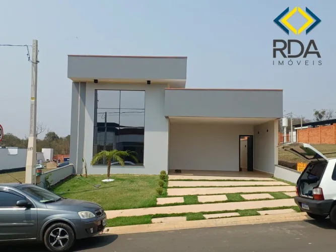 Imperdível oportunidade! Casa em condomínio de luxo com 3 quartos e 3 suítes em Lt. Park G