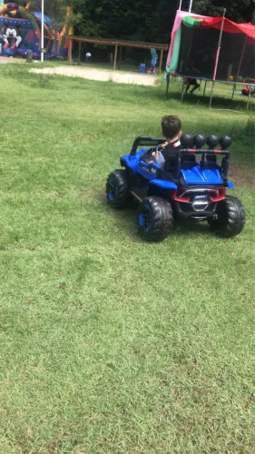 Carro elétrico infantil