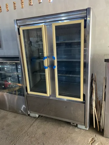 Expositor 2 portas refrigerado