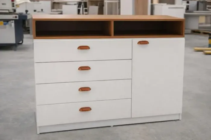 Cômoda em mdf nova