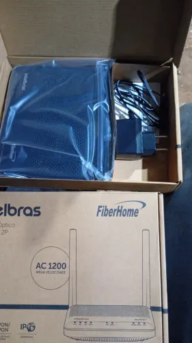 *Roteador ONU *FiberHome da Intelbras* 