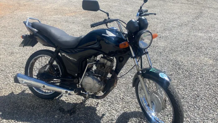 Honda CG 125 Fan - 2011 top