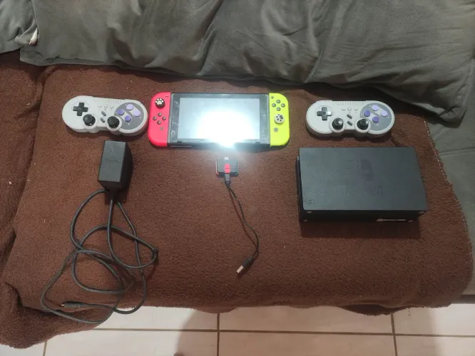 Nintendo Switch V1 desbloqueado (Leia o anúncio)