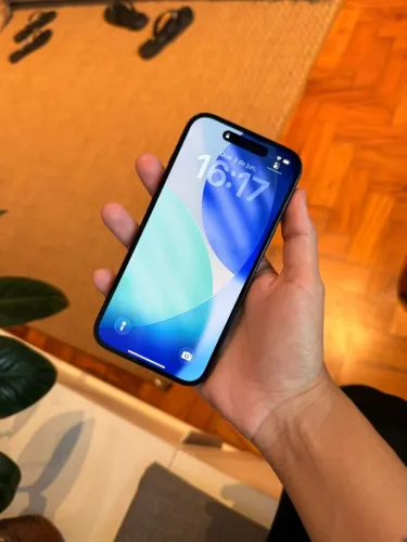 iPhone 15 128GB