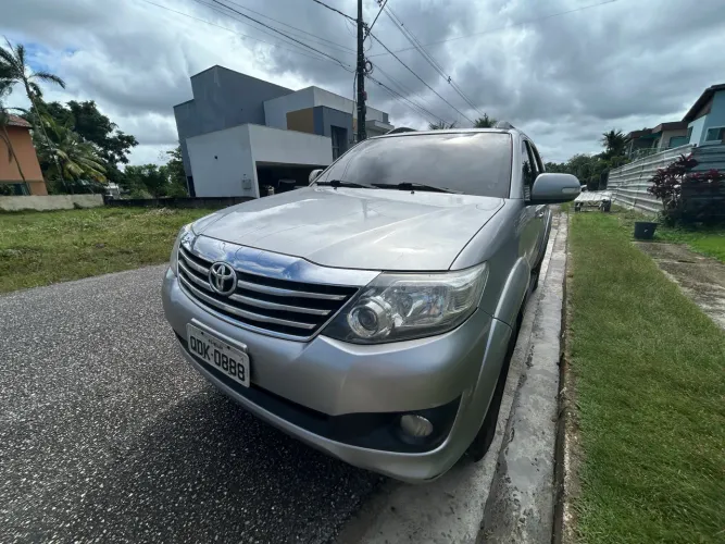 Toyota Hilux SW4 SR 4X2 2.7/ 2.7 Flex 16V Aut. 2015