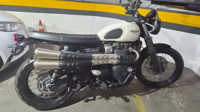 Street scrambler 900