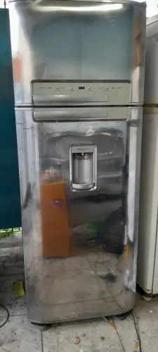 Geladeira duplex frost free em ótimo estado