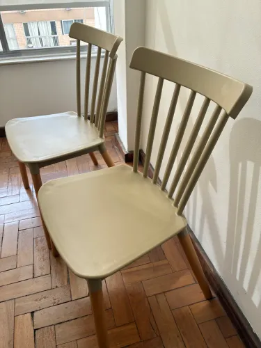 Conjunto de jantar mesa com 2 cadeiras