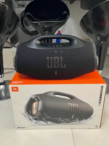 CAIXA JBL BOOMBOX 4