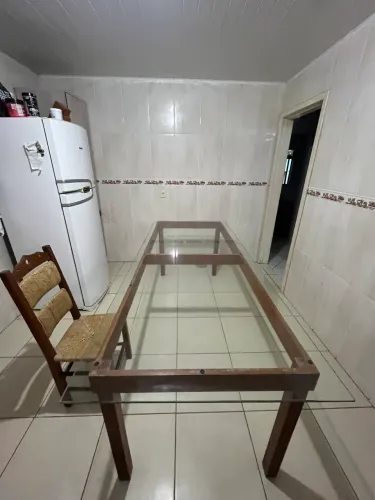 Mesa madeira maciça tamanho grande + conjunto de cadeiras com 6 lugares