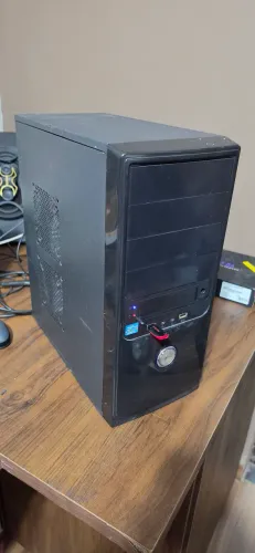Computador desktop de mesa