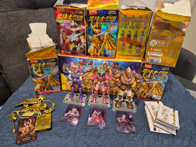 Blokees Saint Seiya Galaxy Verson 1 completo