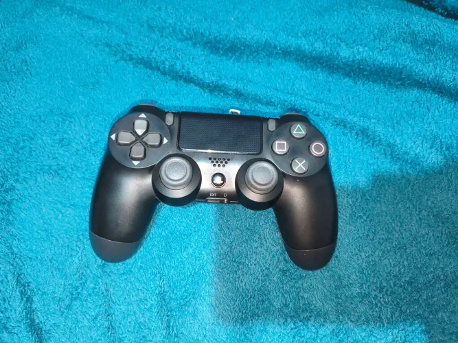 Controle de ps4 original novo, 1 mês de uso