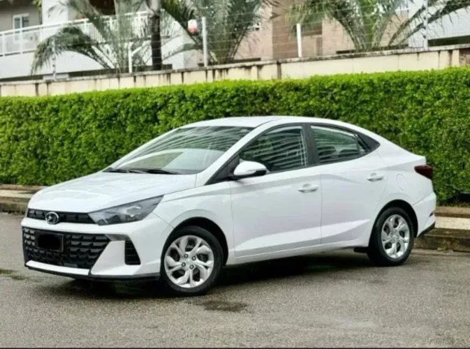 Hyundai HB20S Platinum Plus 1.0 TB Flex 12V AUT 2023