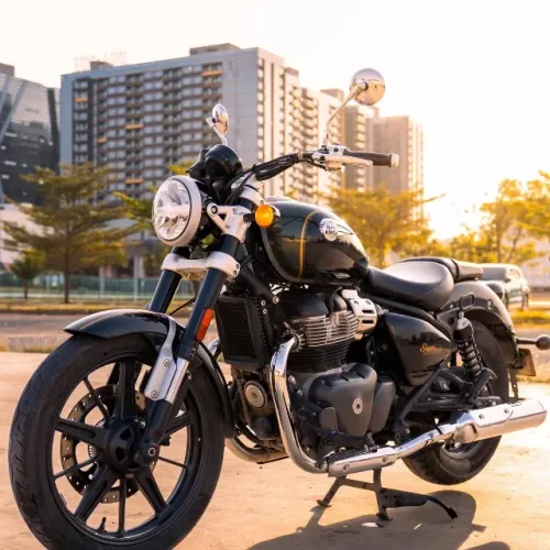 GABRIEL - Royal Enfield Super Meteor 650 Interstellar Green | De R$ 37.990 por R$ 35.990