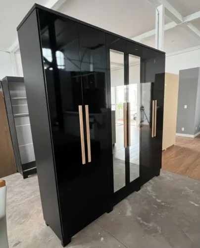 Guarda Roupa Casal São Paulo Com 2,18cm de Largura Novo Pronta Entrega 