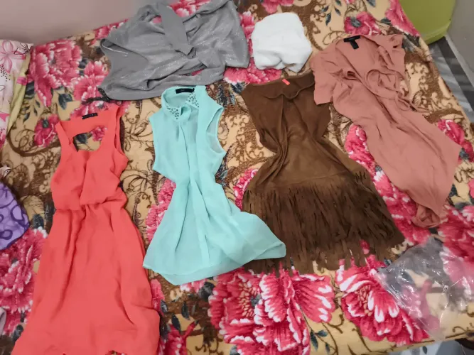 LOTES DE ROUPAS FEMININA