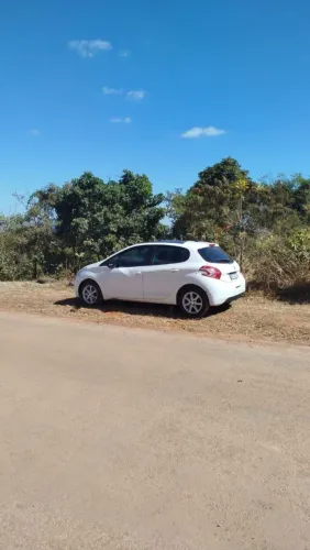 Peugeot 208 Allure 1.5 Flex 8V 5P 2015