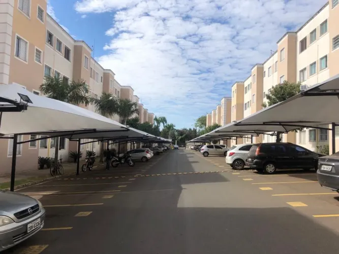 Apto Parque Arkansas, 2 Dormitórios, 1 Banheiro, Cozinha Americana, Acabamento em Porcelan