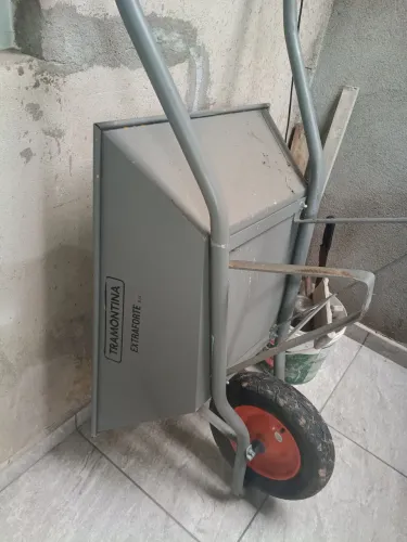 Carrinho de mão