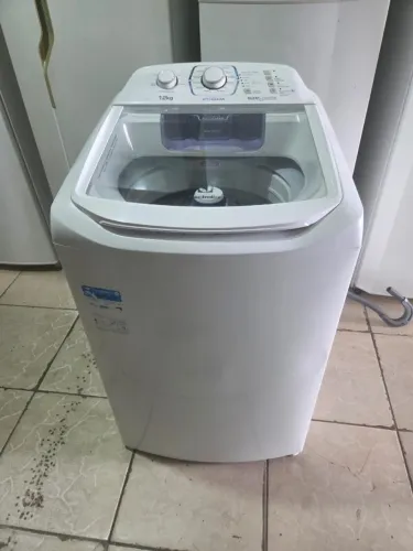 Máquina Electrolux 12kg