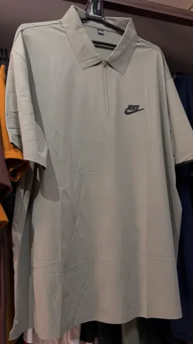Polo tecnológica poliamida com elastano  malha fria 