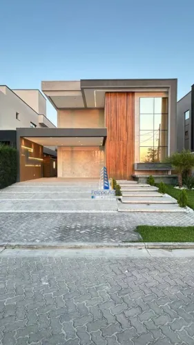 Casa com 4 dormitórios à venda, 298 m² por R$ 2.490.000 - Eusébio - Eusébio/CE