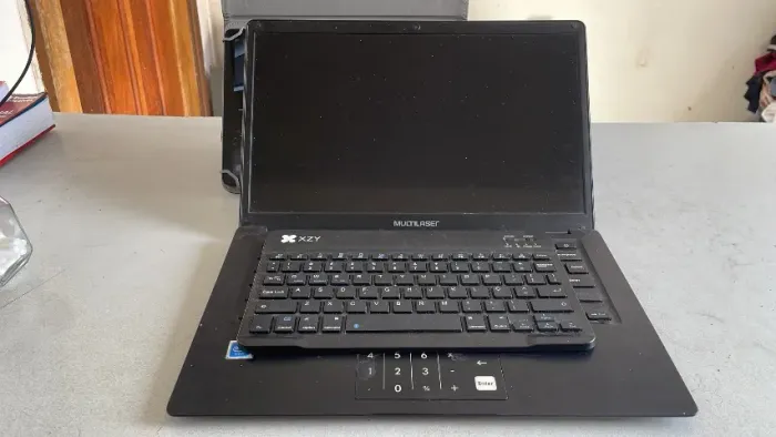 Notebook - Multilaser Funcionando normal 350 Reais