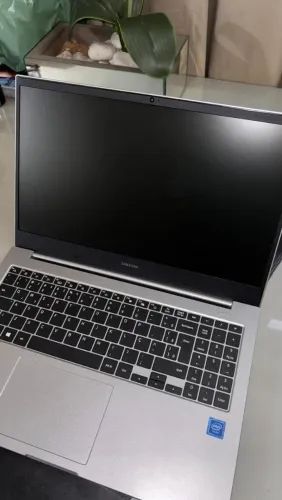 Notebook Samsung Book E20