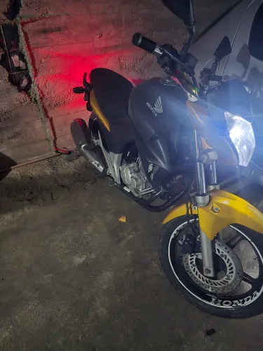 CB 300 2010 DOCUMENTO EM DIA