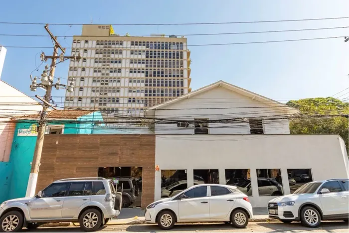 Edifício comercial à venda com 156 m² na Vila Cordeiro REF: OR