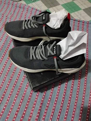 Vendo tênis esportivo novinho!