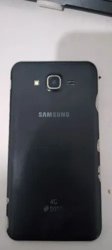 Samsung Galaxy J7