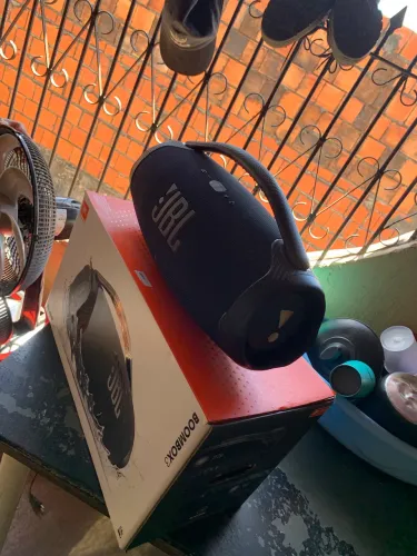 JBl box 3