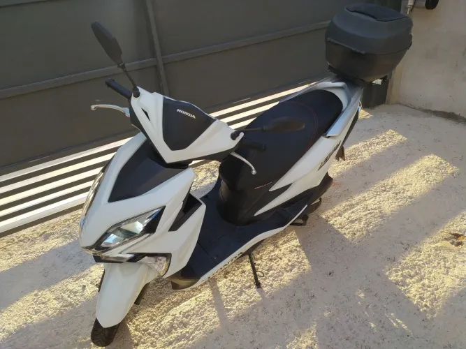 Honda Elite