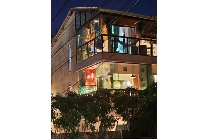 Apartamento com 3 quartos em Porto de Galinhas ( Á 50 metros da praia )