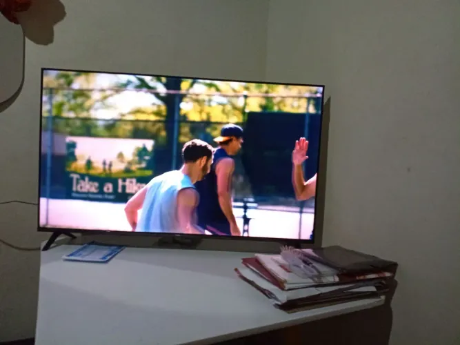Tv Nova com nota fiscal 43"