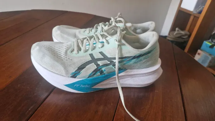 Tênis Asics Mágic Speed 4