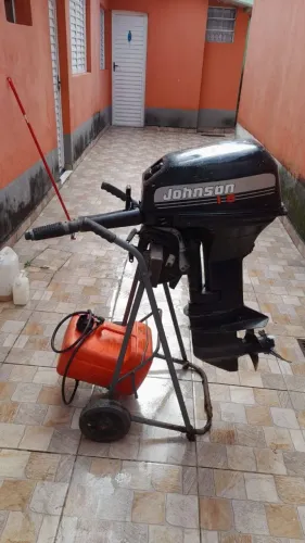 Motor Jhonson de popa 15HP
