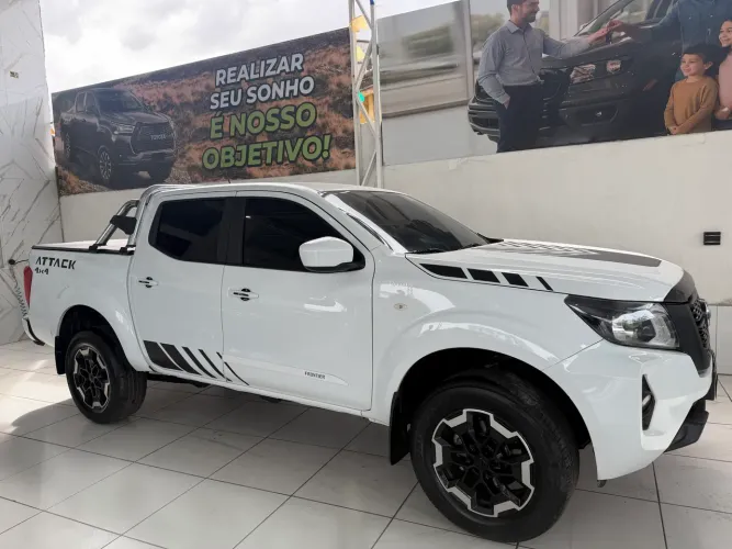 Nissan Frontier S CD 4X4 2.3 TB Diesel Mec. 2023