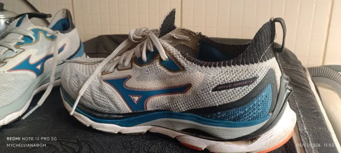 Tênis Mizuno Wave tamanho 42/43