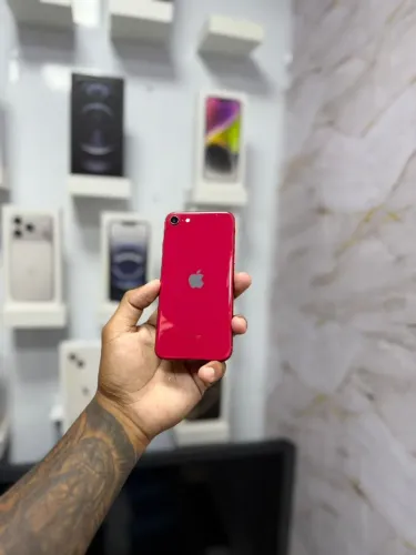 IPHONE SE 64GB<br>R$ 450,00